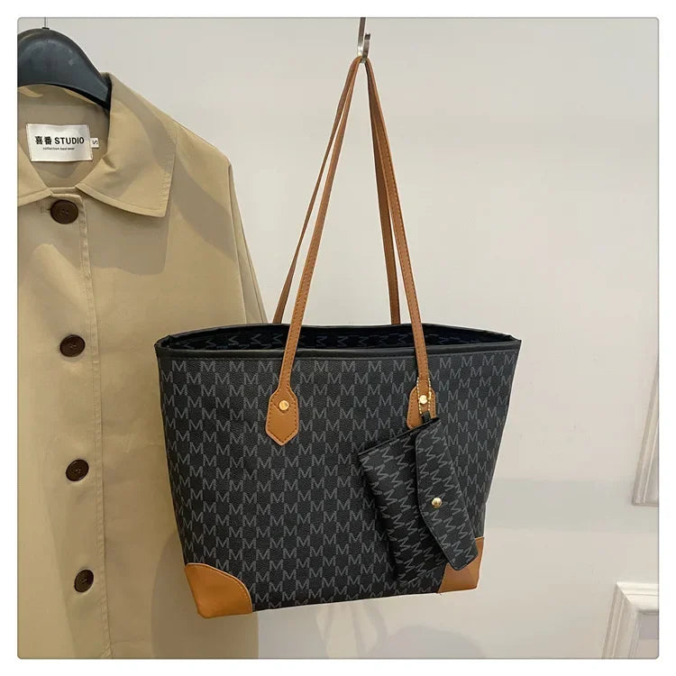 Large-capacity retro shoulder bag - Palm and Thread