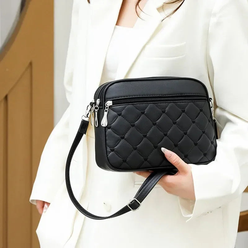 High-end and Exquisite Handbag - Palm and Thread