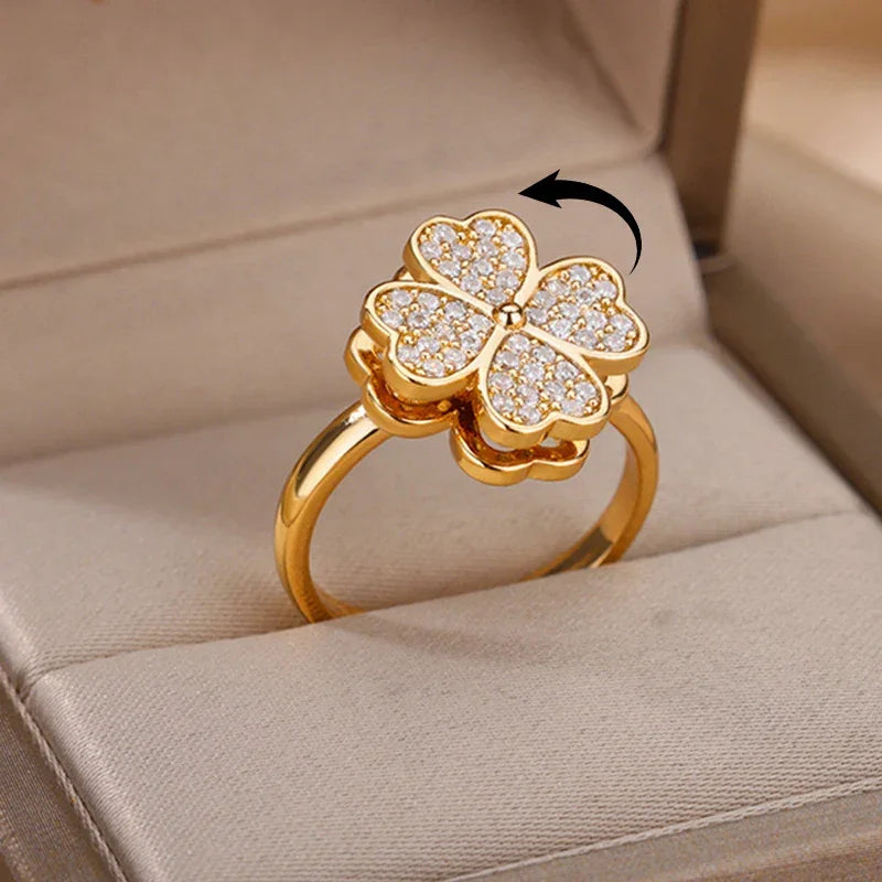 Spinner Zircon Heart Four Leaf Clover Ring - Palm and Thread