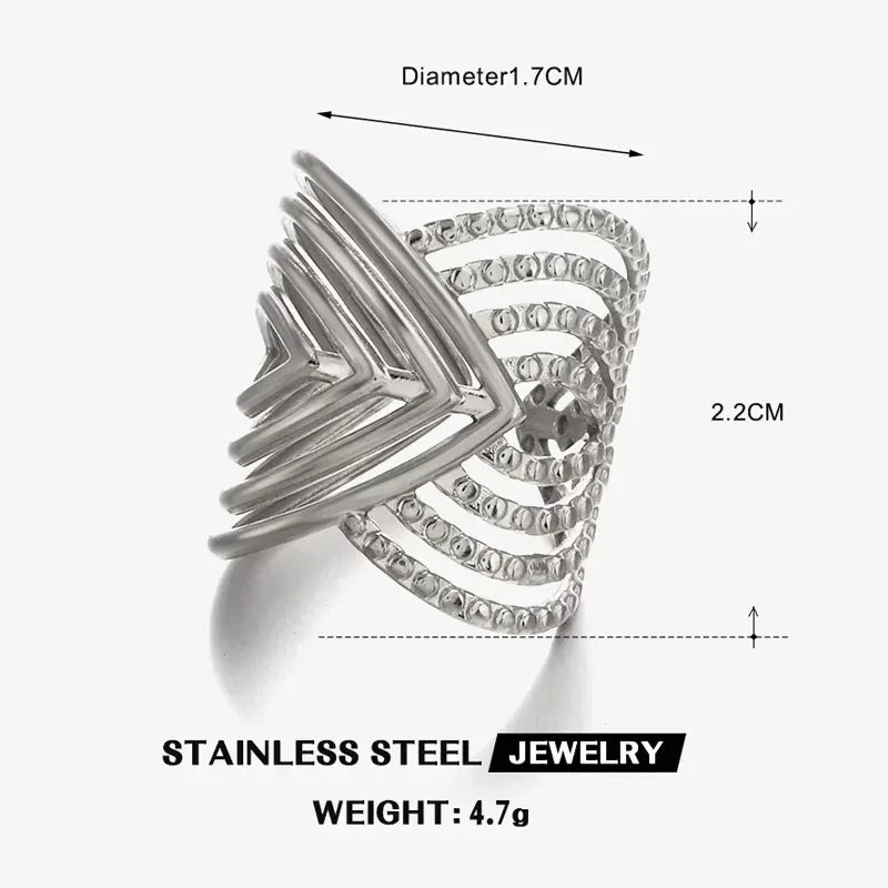 Irregular Unique Heart Metal Texture Finger Ring - Palm and Thread