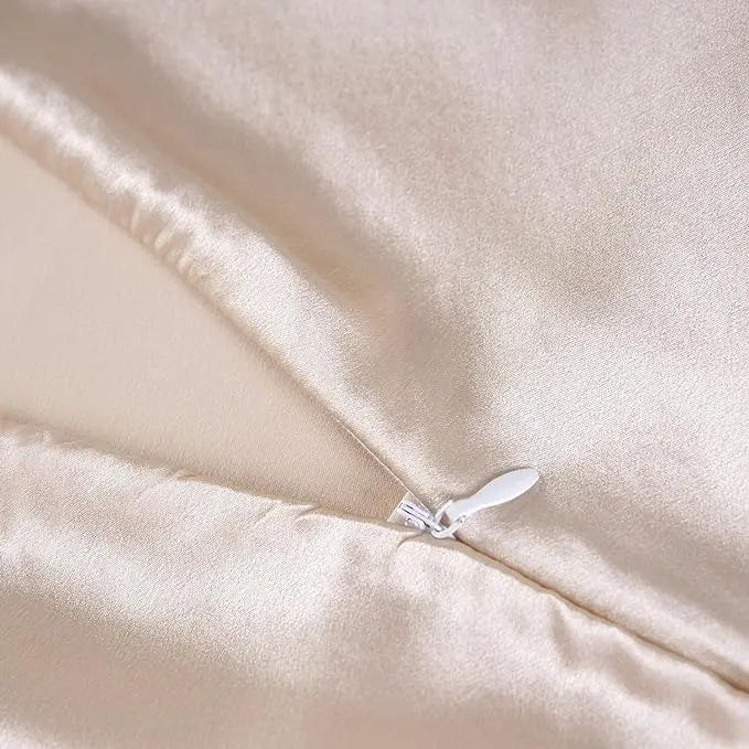 100% Natural Mulberry Silk Pillowcase - Palm and Thread
