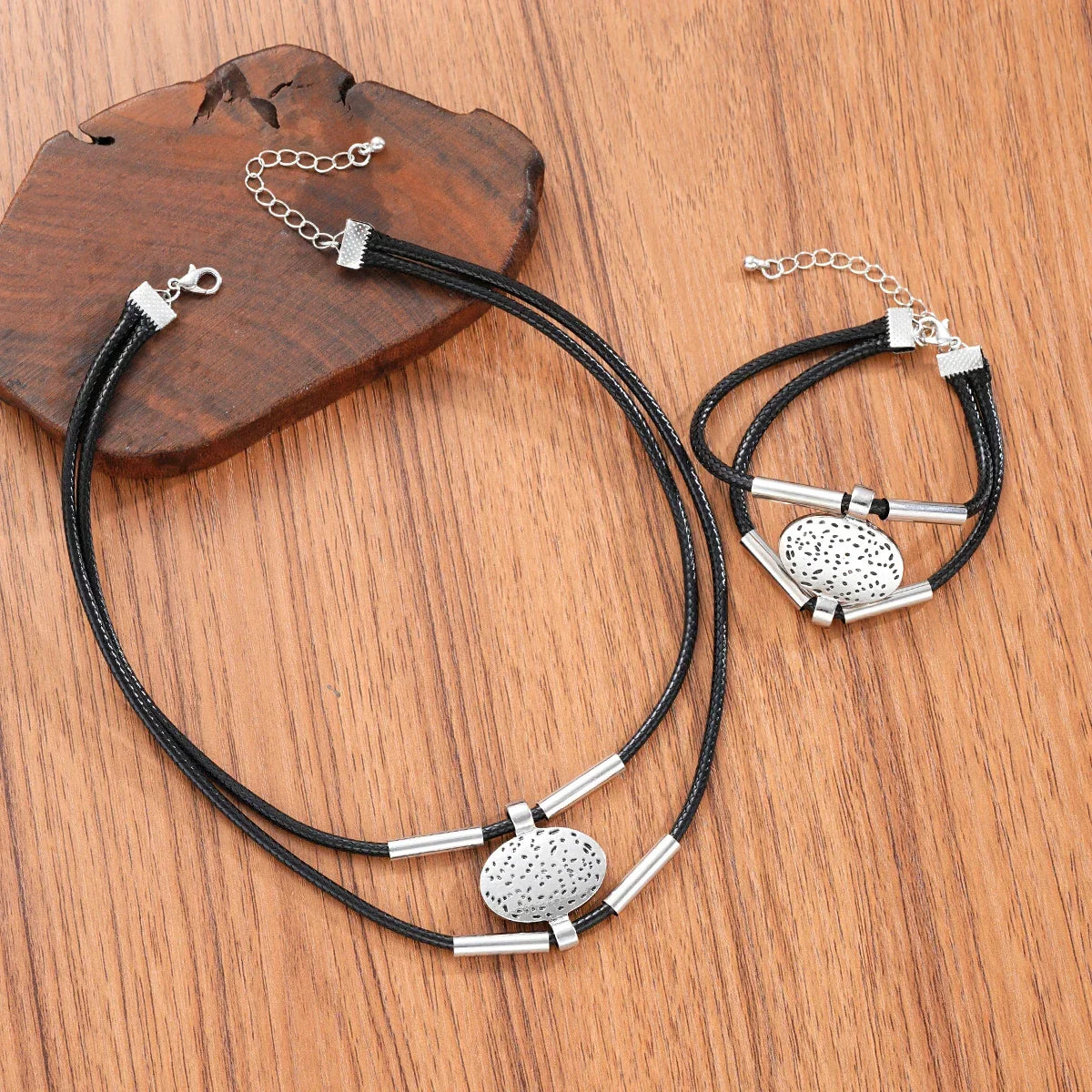 Vintage Oval Faux Leather Necklace Bracelet set - Palm and Thread