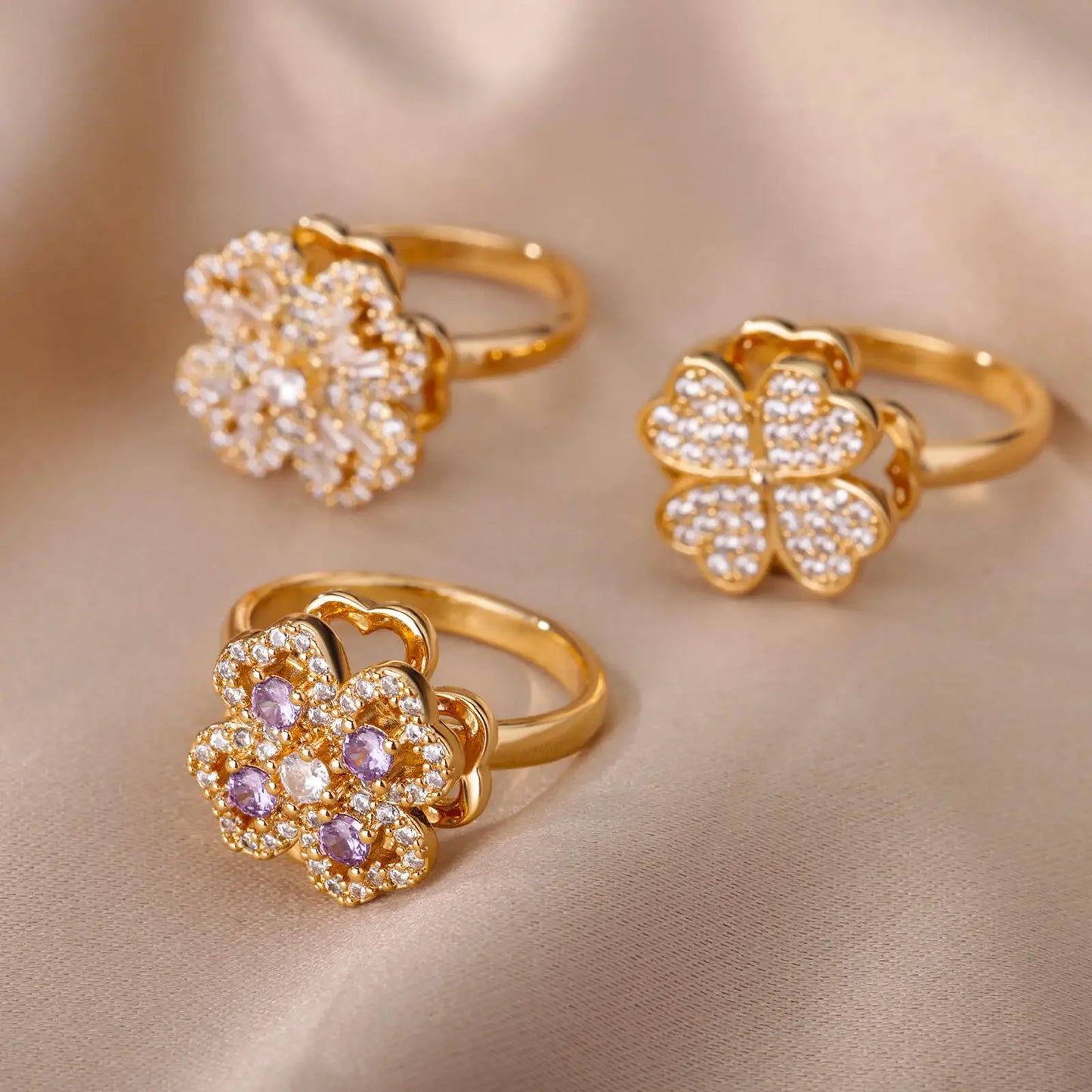 Spinner Zircon Heart Four Leaf Clover Ring - Palm and Thread