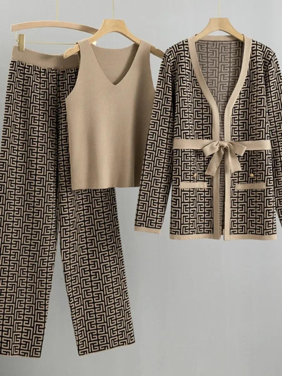 Knitted 3 Pieces Warm Set - Palm and Thread