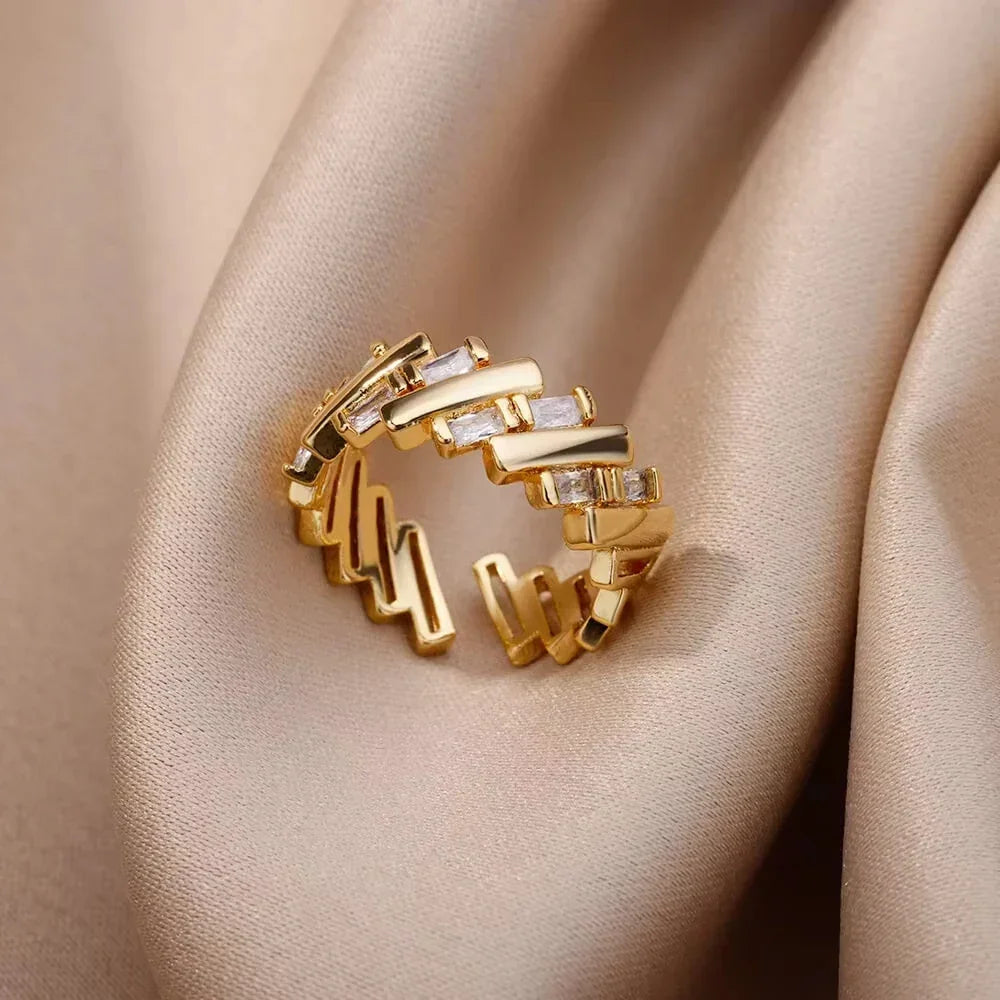 Zircon Cristal Geometric Stainless Steel Gold Color Adjustable Finger Ring - Palm and Thread