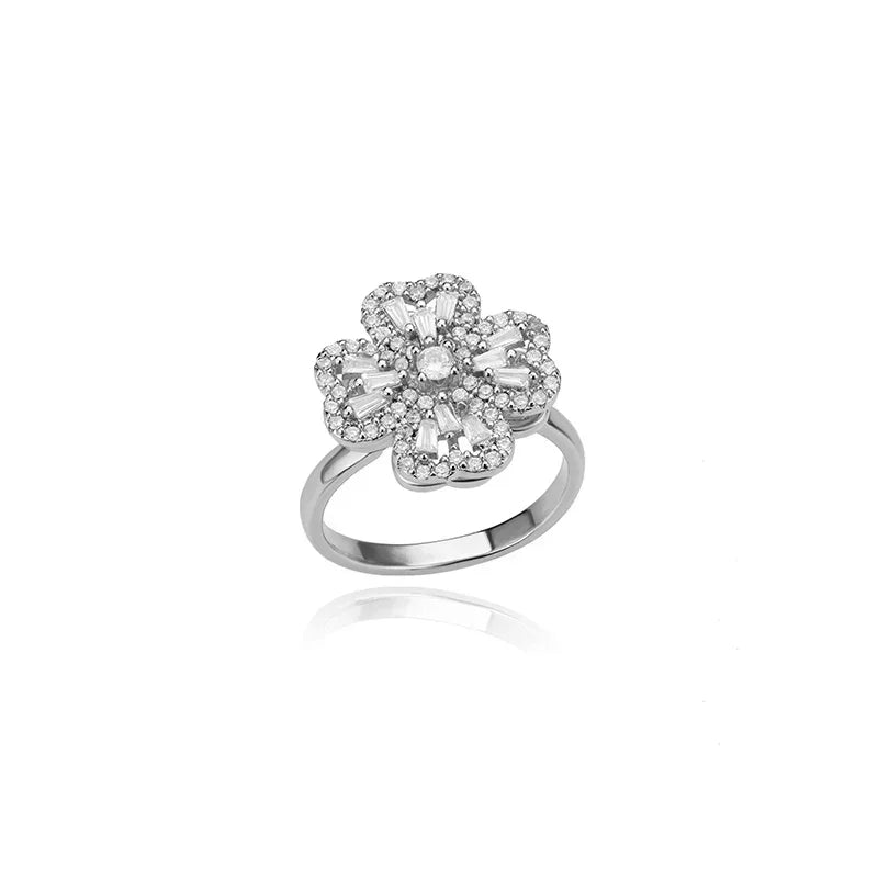 Spinner Zircon Heart Four Leaf Clover Ring - Palm and Thread