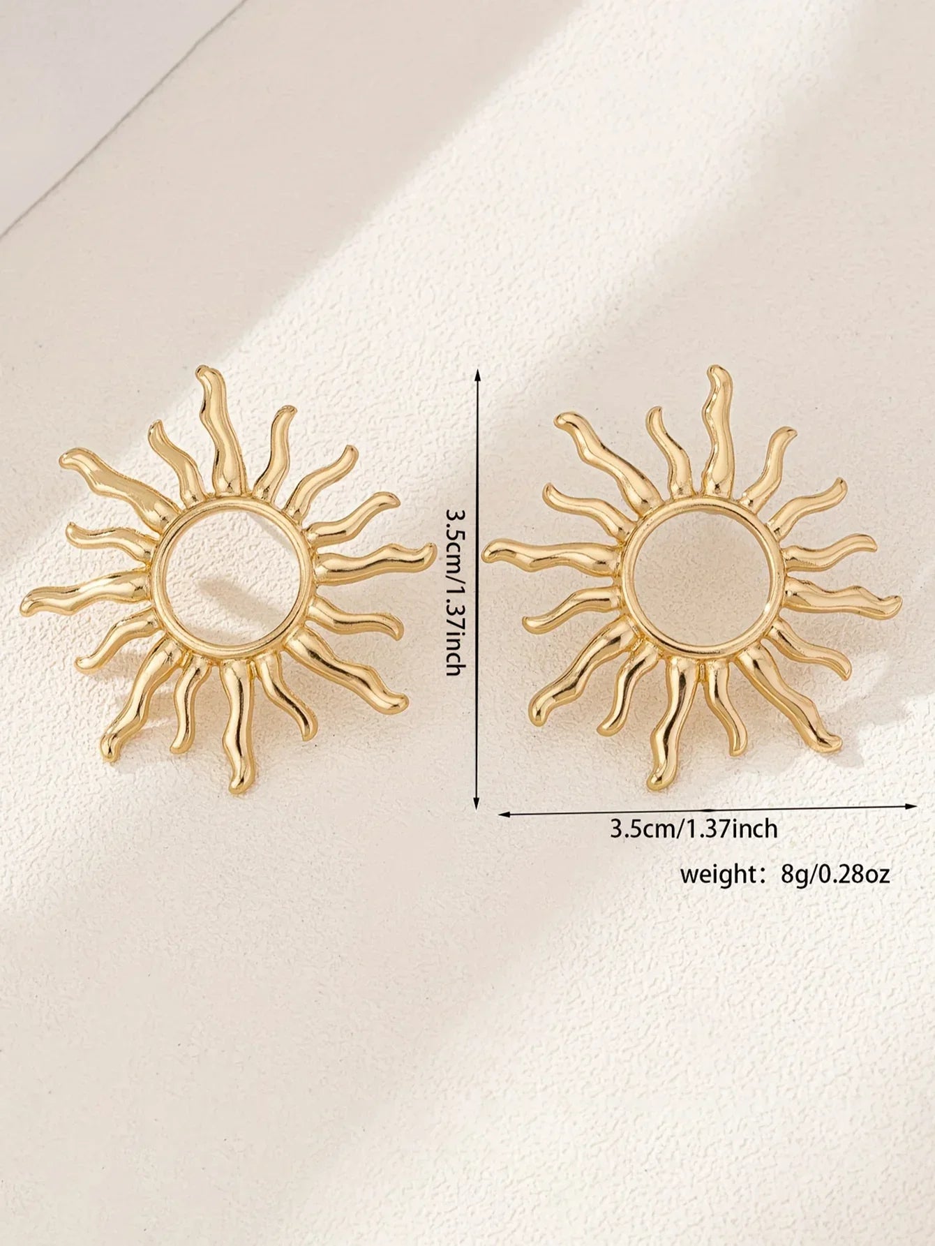 Elegant Sun Flower Stud Earrings 1 Pair - Palm and Thread