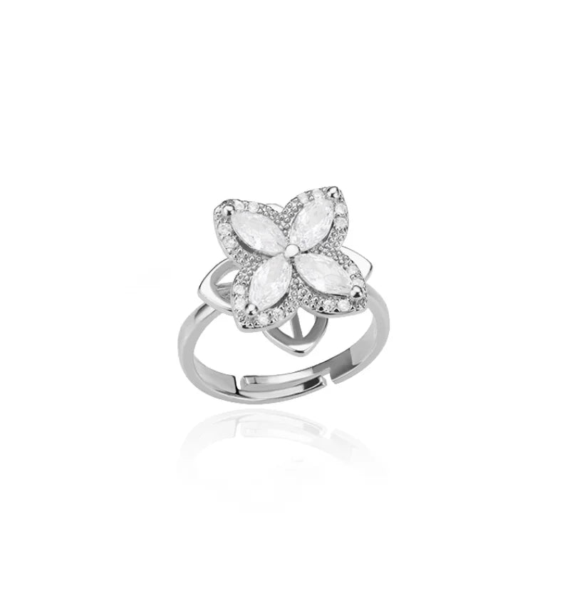 Spinner Zircon Heart Four Leaf Clover Ring - Palm and Thread