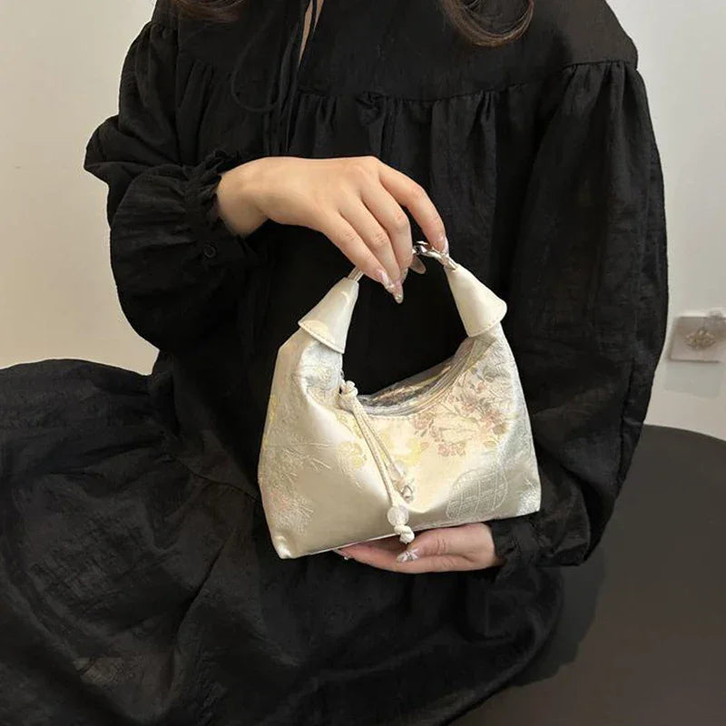 New Style Fine Embroidery Handbag - Palm and Thread