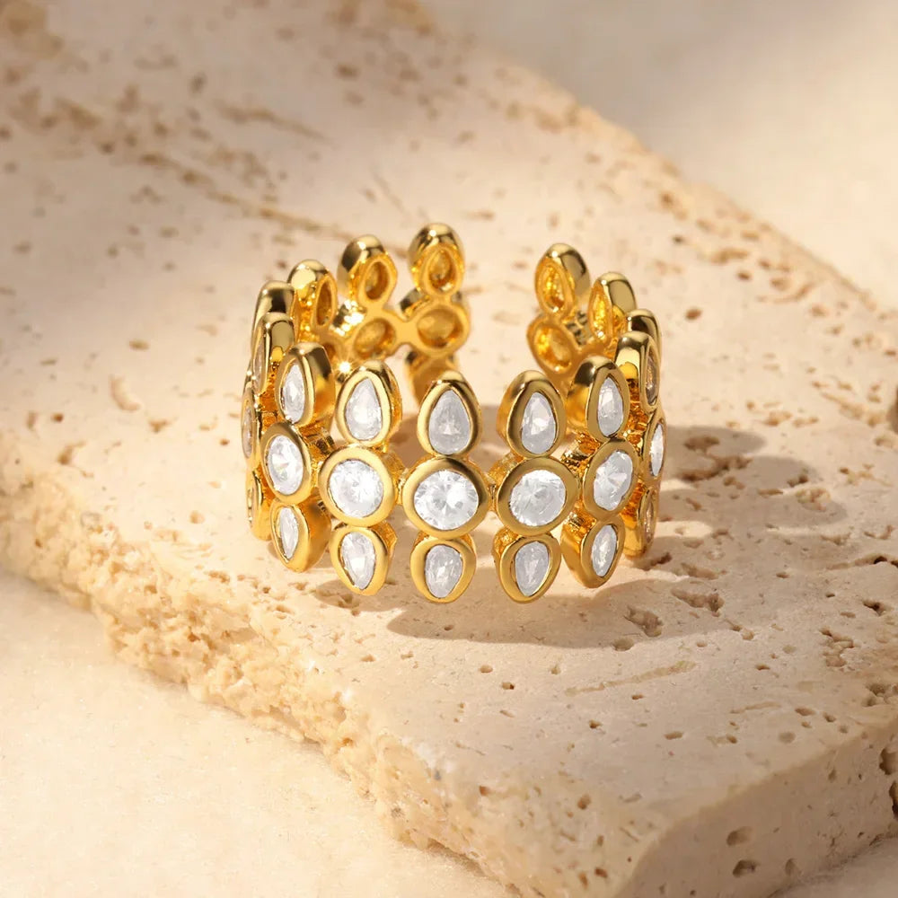 Zircon Cristal Geometric Stainless Steel Gold Color Adjustable Finger Ring - Palm and Thread