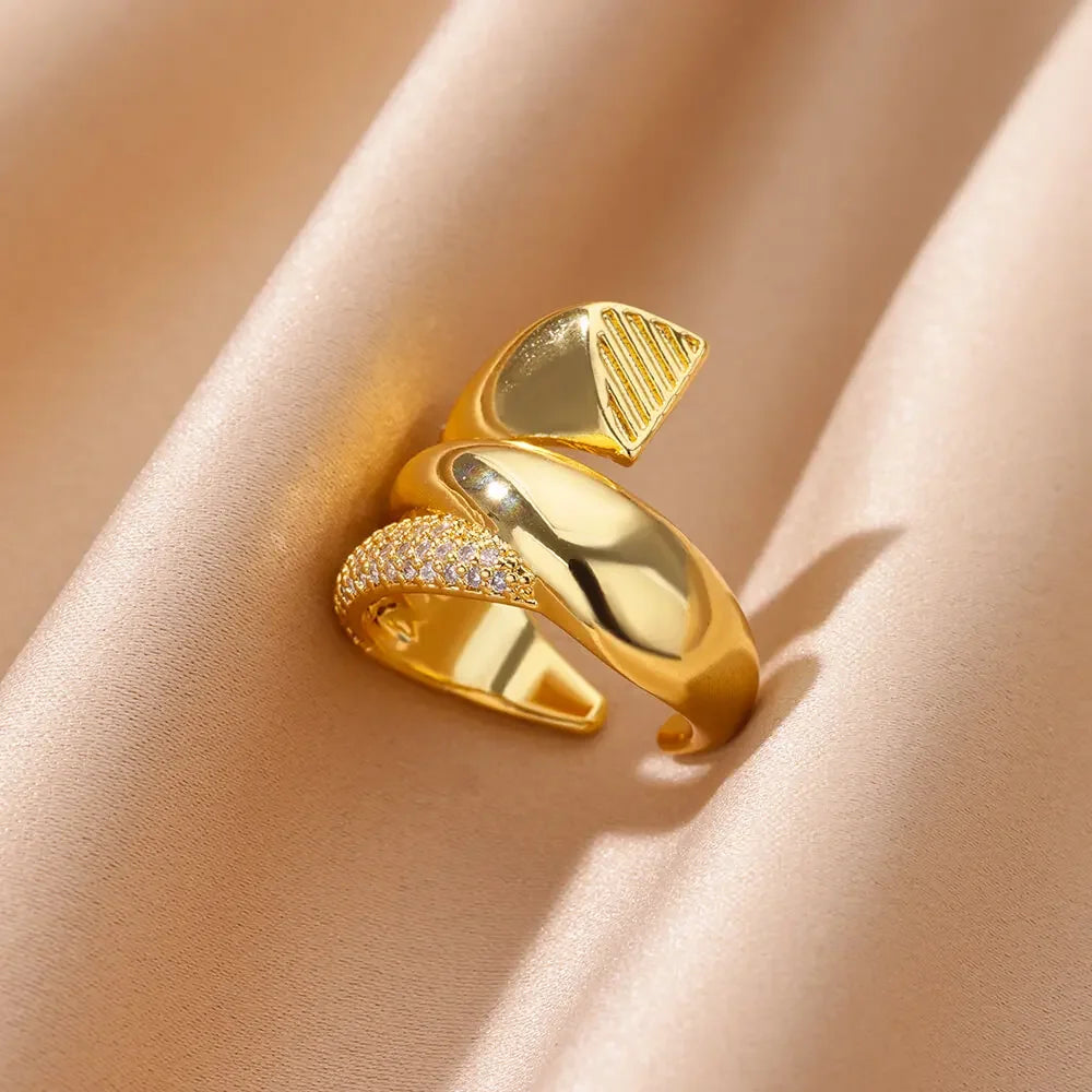 Zircon Cristal Geometric Stainless Steel Gold Color Adjustable Finger Ring - Palm and Thread