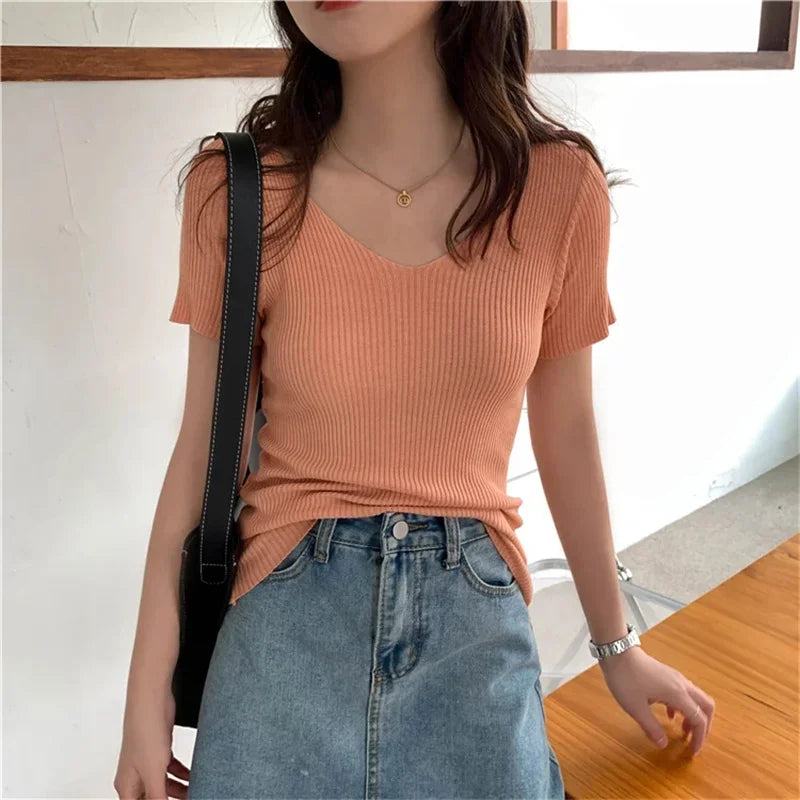 Basic V-neck Solid Thin pullover - Palm and Thread