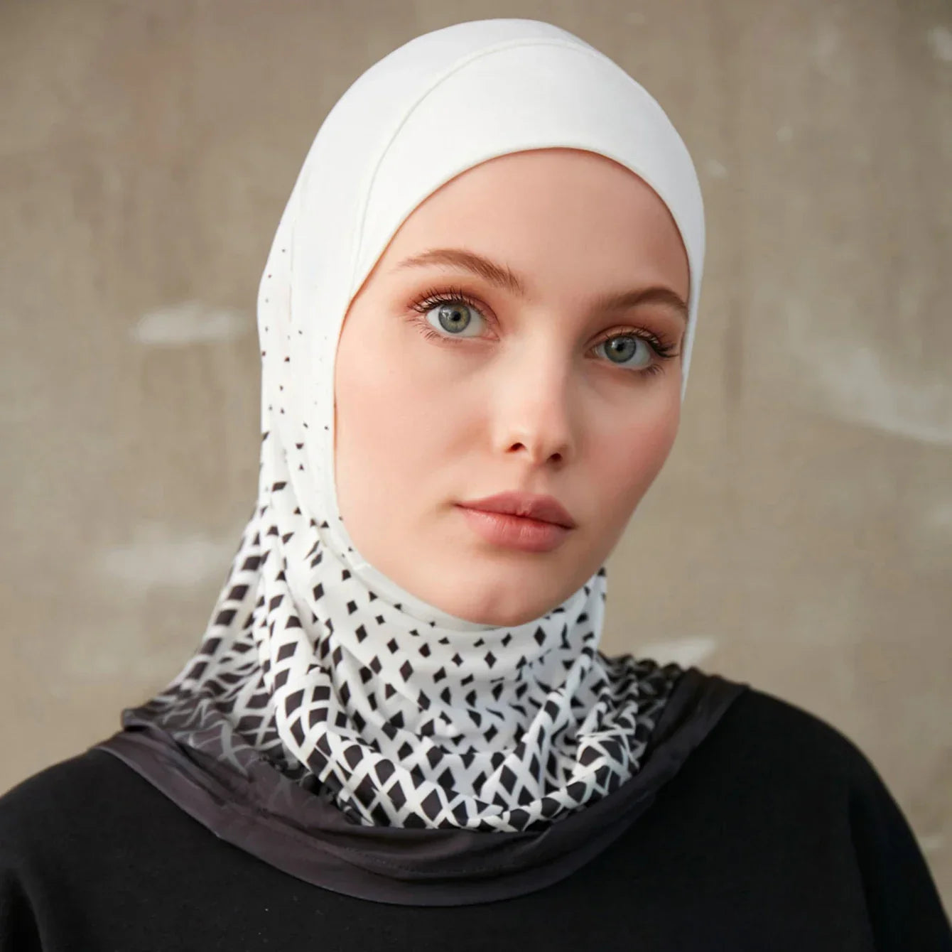 Sporty Inner Hijab Geometric Printing Pattern - Palm and Thread