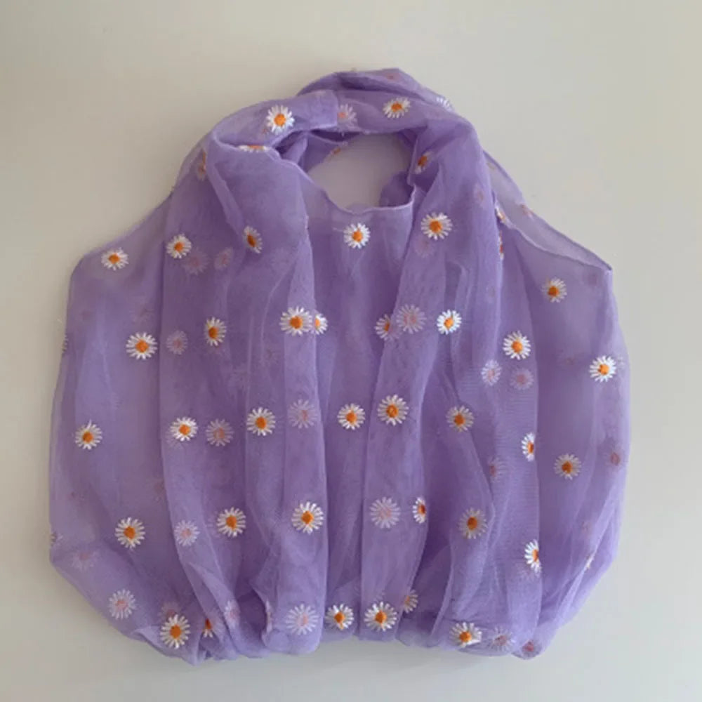 Flower Embroidery Hand Bag - Palm and Thread