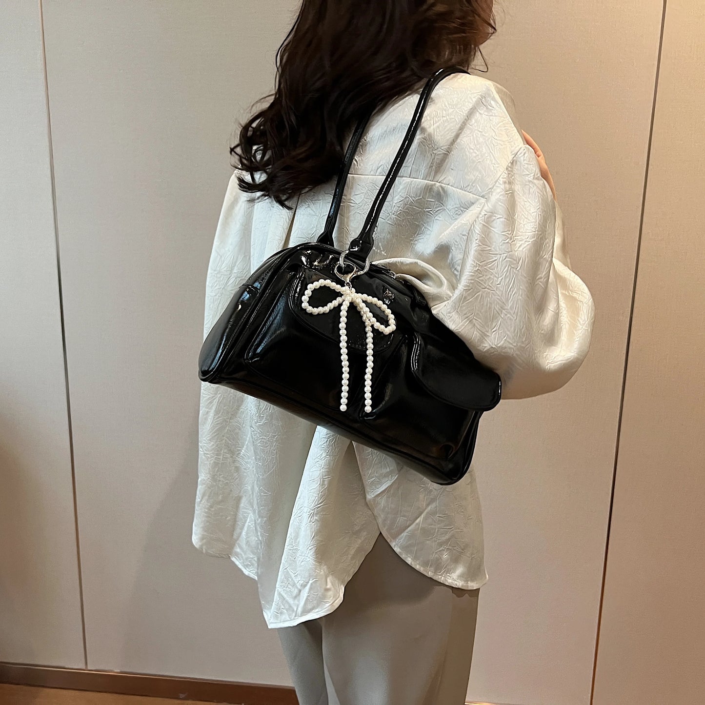Trendy Bow Underarm Pillow Bag