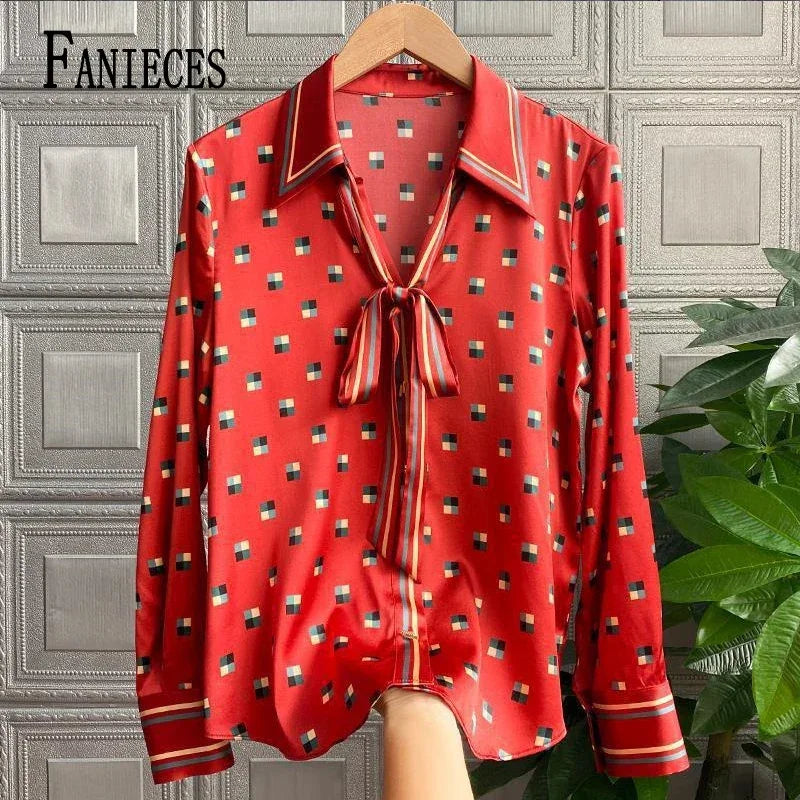 Fashion V-neck Print Shirt - Palm and Thread