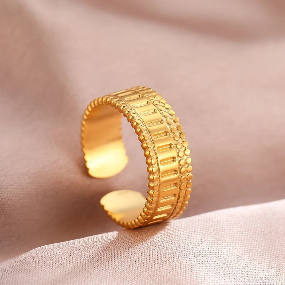 Bohemian Geometric Open Ring - Palm and Thread