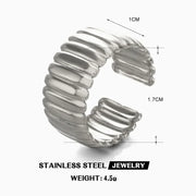 Irregular Unique Heart Metal Texture Finger Ring - Palm and Thread