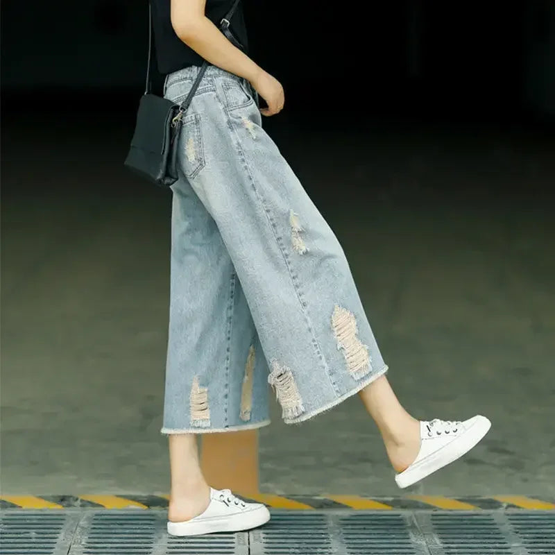 Capri Ripped Baggy Capri Jeans - Palm and Thread
