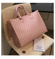 Large-capacity retro shoulder bag - Palm and Thread