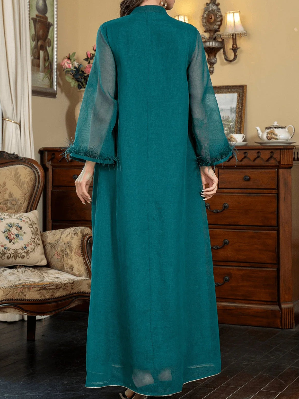 Robe V-neck Long-sleeved Dark Green Abaya - Palm and Thread