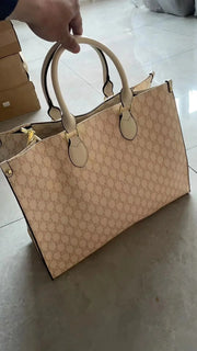 Large-capacity retro shoulder bag - Palm and Thread