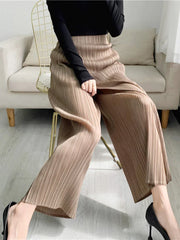 Pleated Wide Leg Ankle-length Pant - Palm and Thread