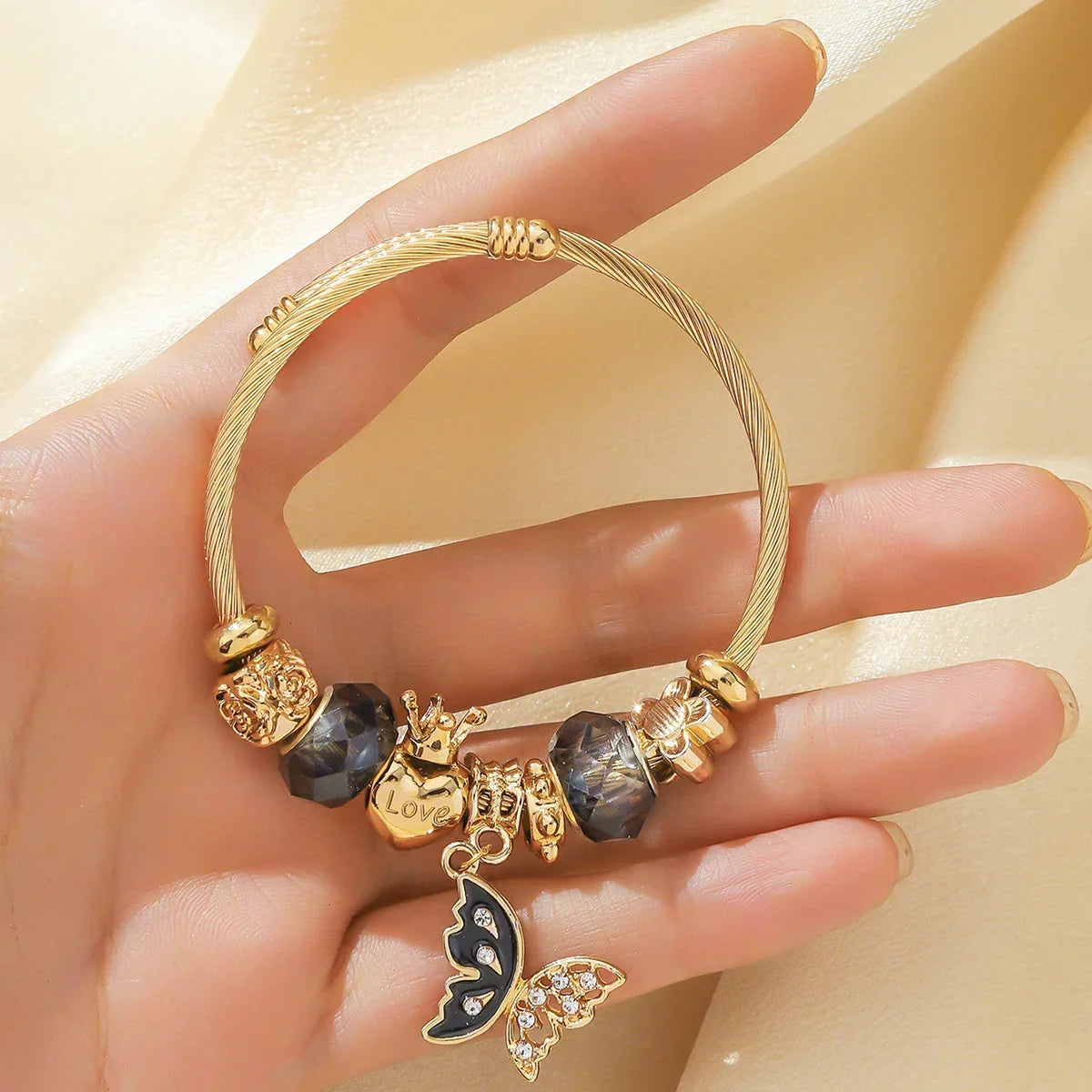 Fashion Multi Element Stainless Steel Panadora - Palm and Thread