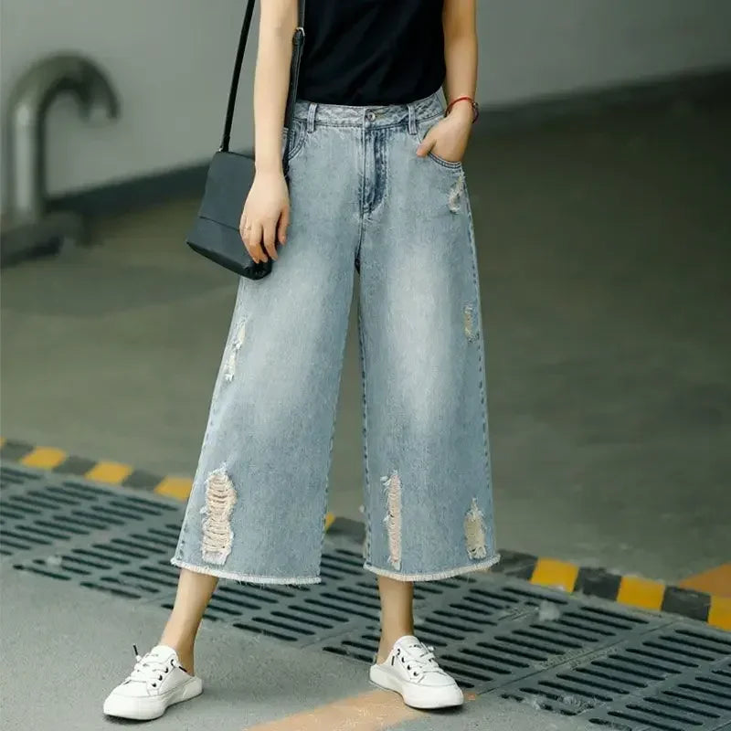 Capri Ripped Baggy Capri Jeans - Palm and Thread