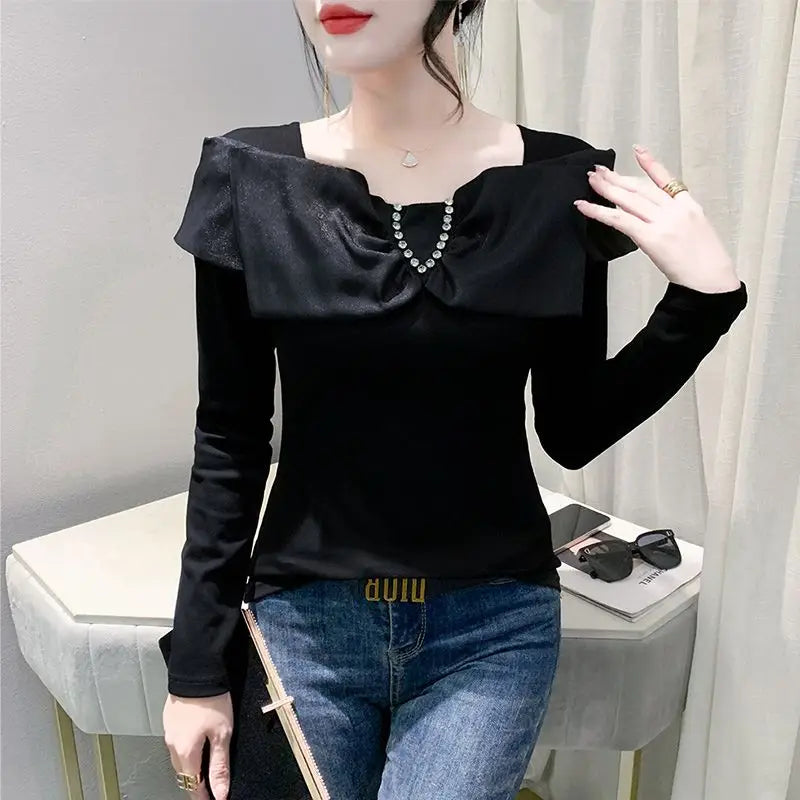 Bow Rhinestone Elegant Chic Basic T-shirt Top - Palm and Thread