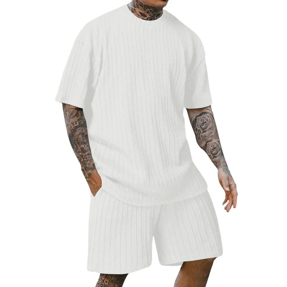 crew-neck vertical stripe T-shirt shorts short-sleeved suit