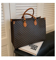 Large-capacity retro shoulder bag - Palm and Thread