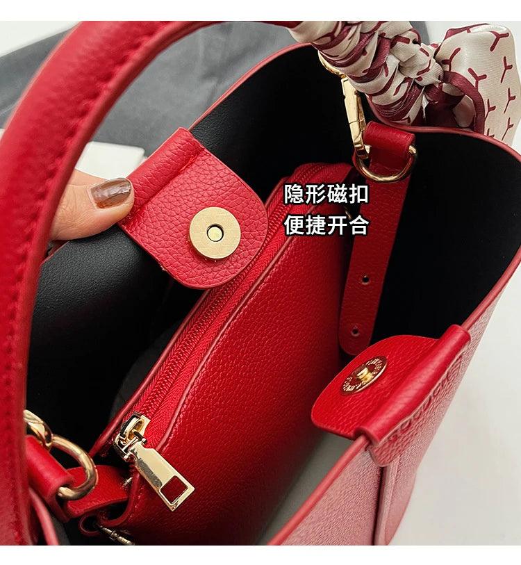 New High Quality Design Handbag PU Commuter Luxury - Palm and Thread